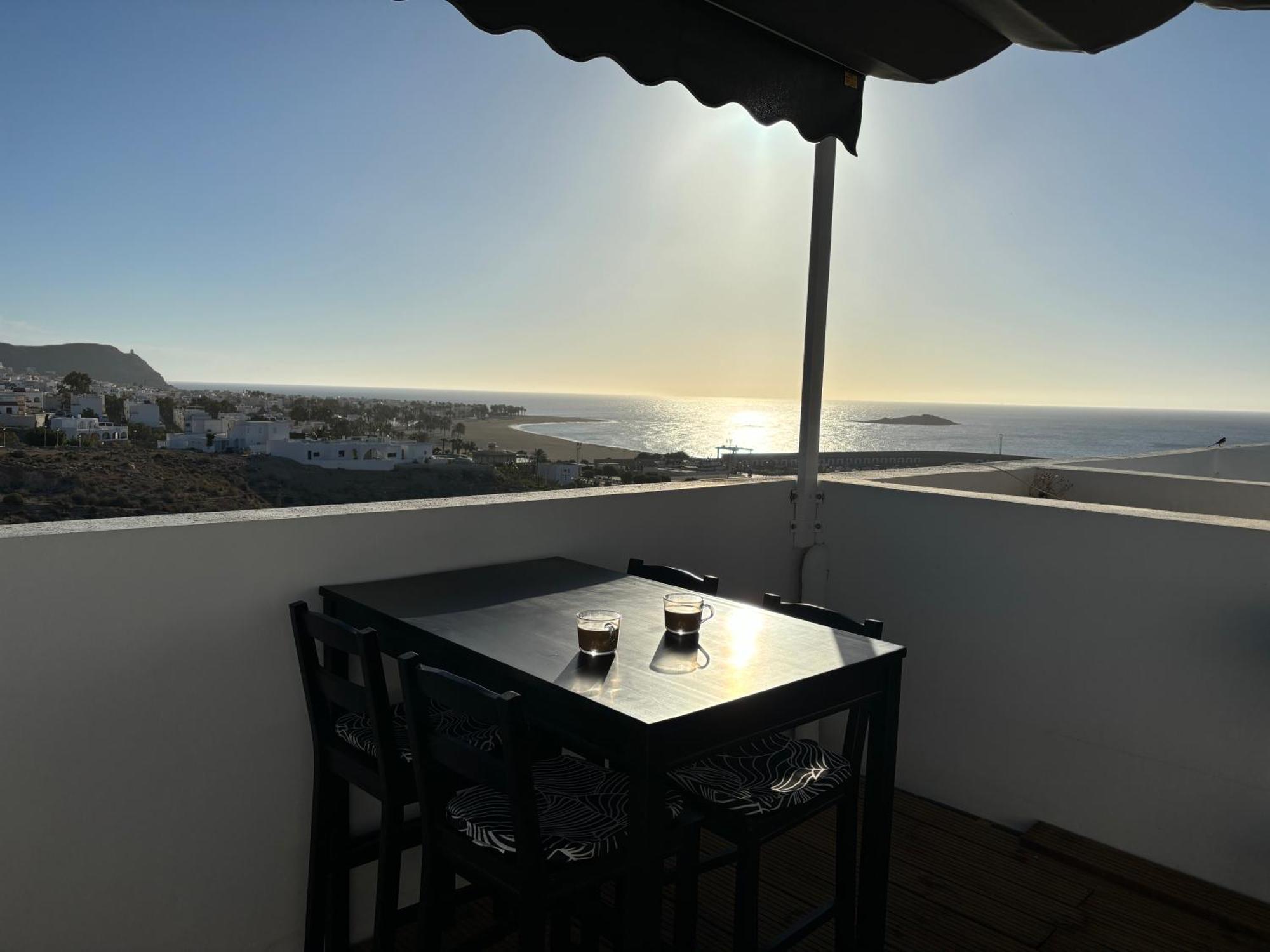 דירות קרבונראס Capital Seaview מראה חיצוני תמונה